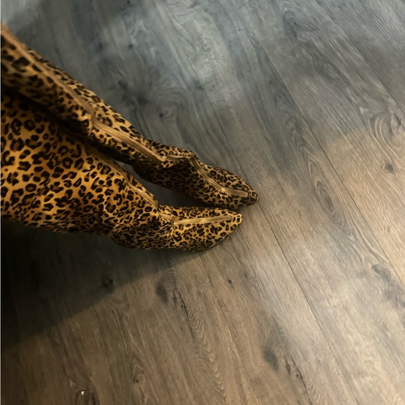 Leopard boots - Picture 7 of 7